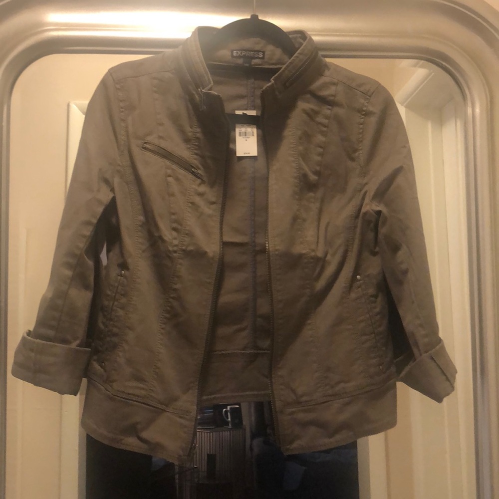 Express Jacket - Picture 2 of 5